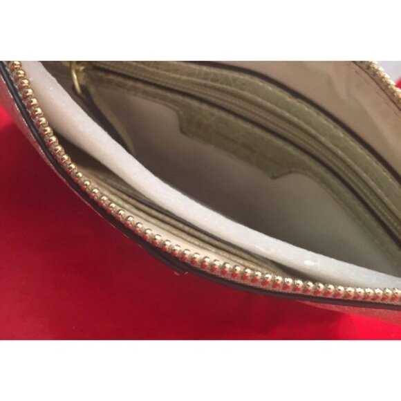 INC Women’s Hand Bag Purse Makeup case Gold Metallic New With Tags - Picture 6 of 7